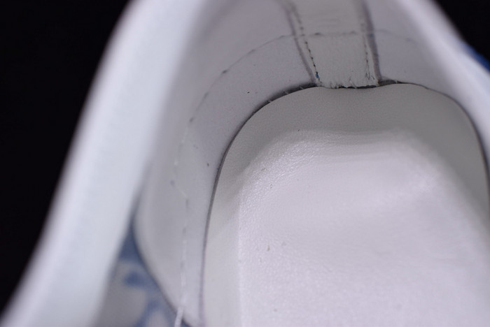 b23 oblique sneaker