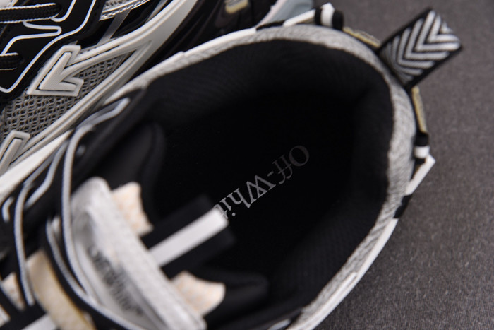OF-WHITE Be Right Back Sneakers