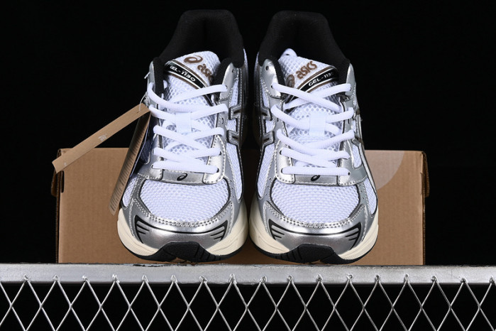 As*ic*s shoes