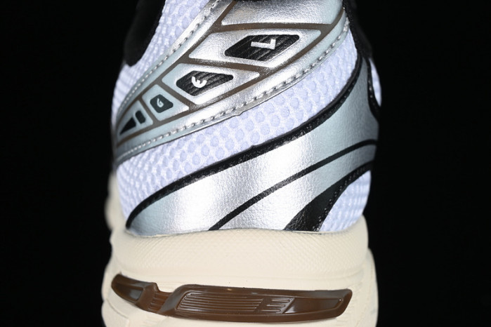 As*ic*s shoes