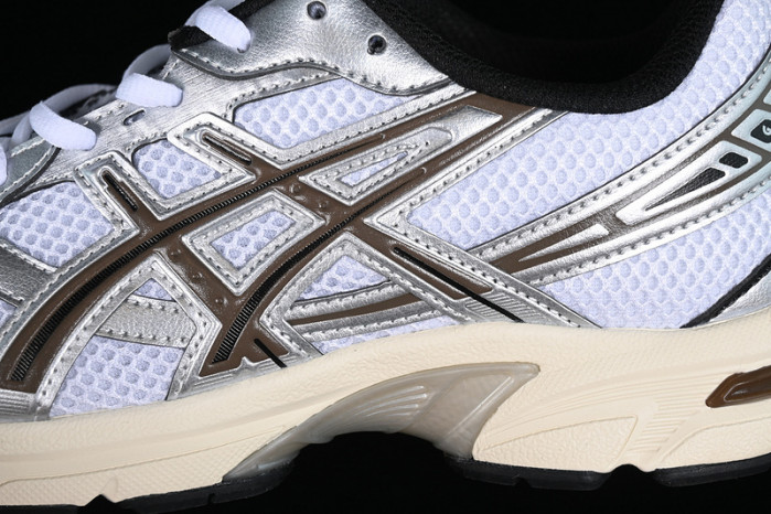 As*ic*s shoes