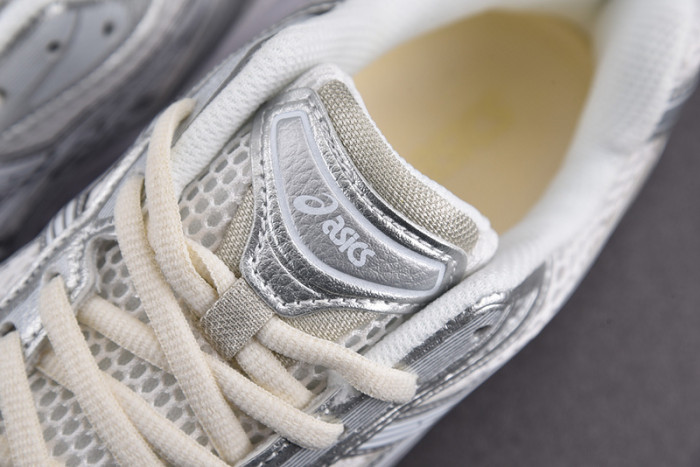 As*ic*s shoes
