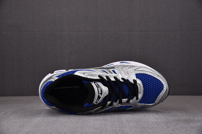As*ic*s shoes