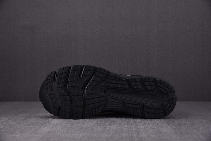 As*ic*s shoes