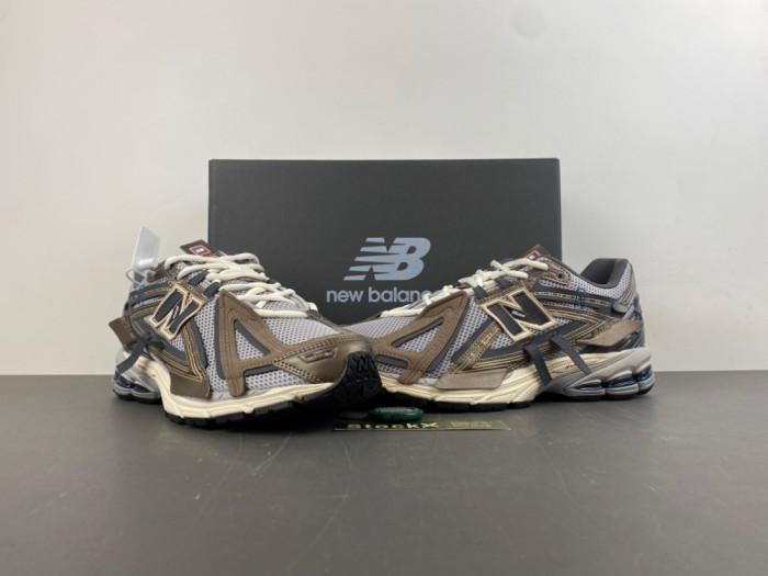 New Balance 9060 U190606U8