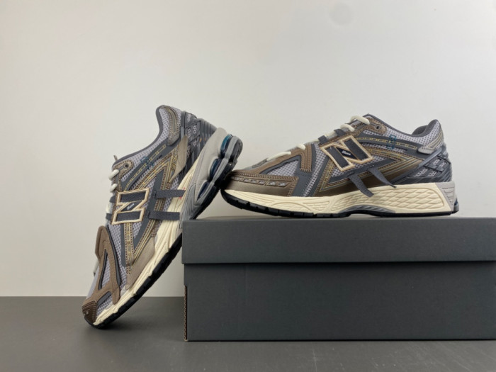 New Balance 9060 U190606U8