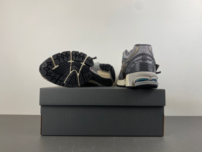 New Balance 9060 U190606U8