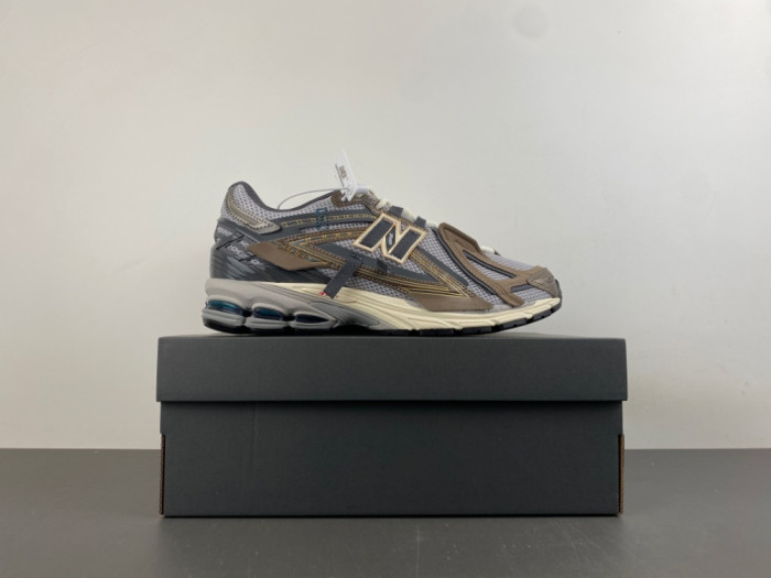 New Balance 9060 U190606U8
