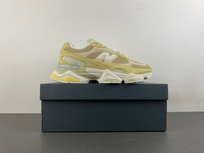 New Balance Wmns 9060R 