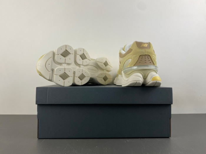 New Balance Wmns 9060R 
