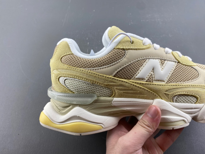 New Balance Wmns 9060R 