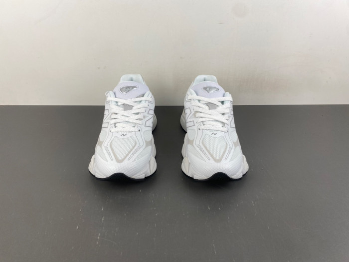New Balance 9060 Triple White U90608PE