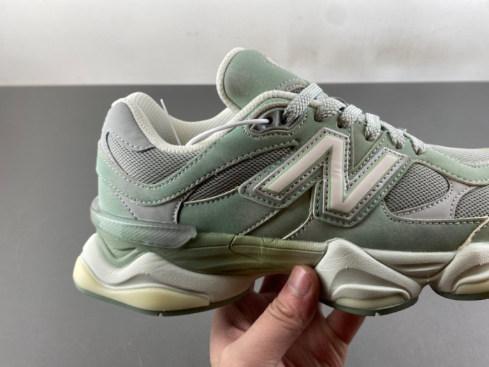 New Balance 9060 Mosaic Green Sea Salt U90608Z4
