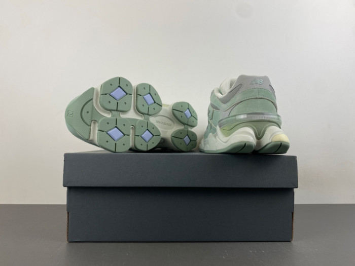New Balance 9060 Mosaic Green Sea Salt U90608Z4
