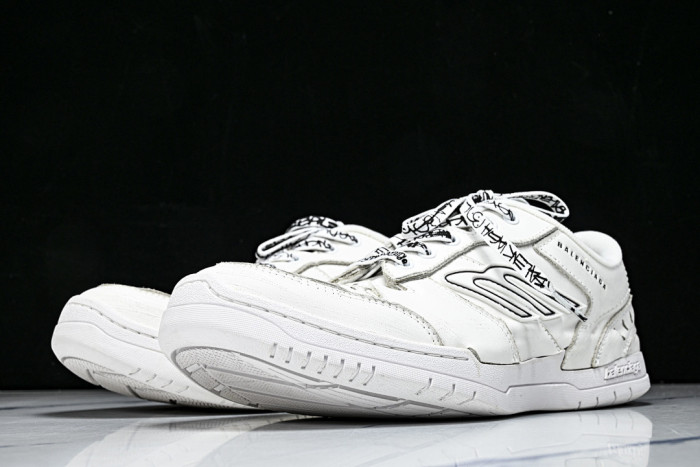 Balen Hamptons Worn-Out WCURB9141White